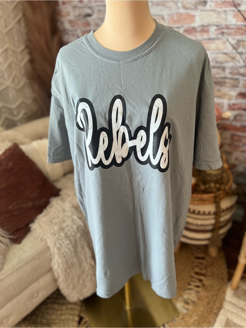 Comfort Colors sz 2Xl Rebels Graphic Tee - Light Gray